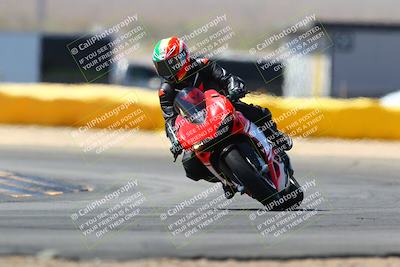 media/Mar-28-2022-Superbike Trackdays (Mon) [[b8603d0f67]]/Novice Group (1130am-12pm)/Turn 2/